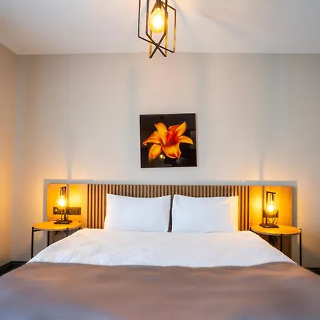 Leliko Hotel *